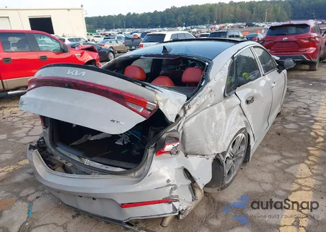 2024 Kia K5 Gt-Line из США, поврежденный, VIN 5XXG64J26RG265537